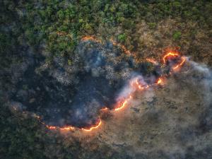 Prise de vue d'une catastrophe naturelle à Servon