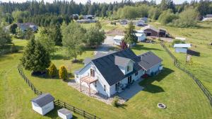 Prise de vue de bâtiments et maisons à vendre à Servon